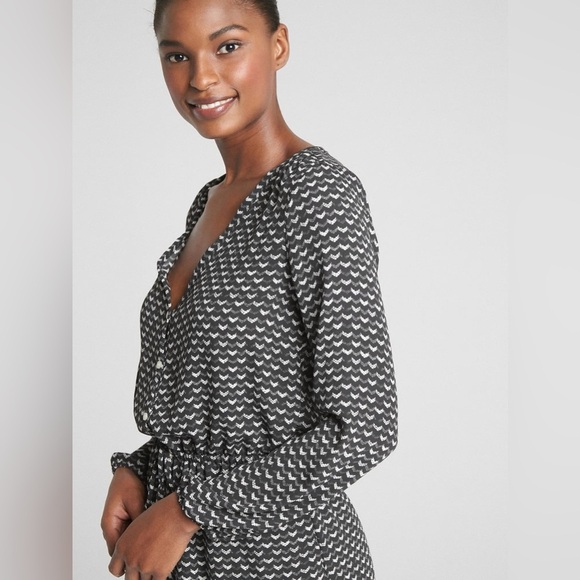 NWT GAP Black White Geomtric Print Long Sleeve Button Down Midi Shirt Dress sz S - Picture 4 of 16